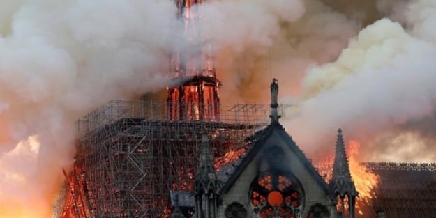 Erdoğan'dan Notre Dame açıklaması: Bizi derinden sarstı