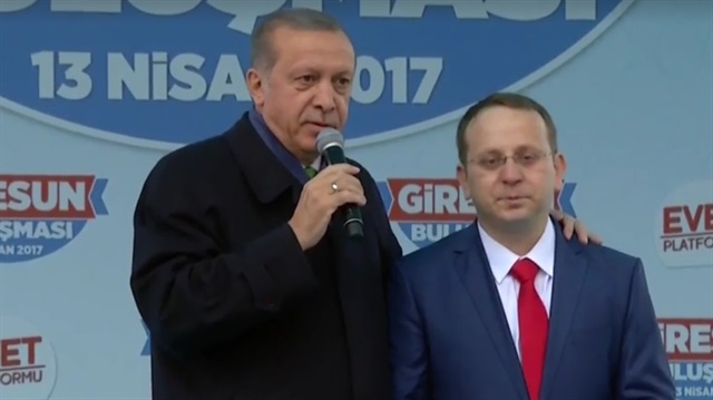 Erdoğan'dan tankın altına yatan Sabri'ye övgü dolu sözler
