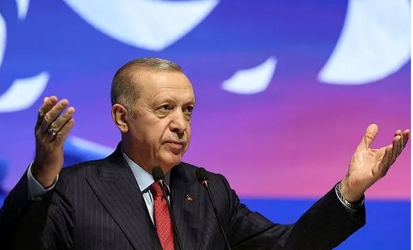 Erdoğan'dan yeni yıl mesajı: Yürüyüşümüzün önüne kimse geçemeyecek