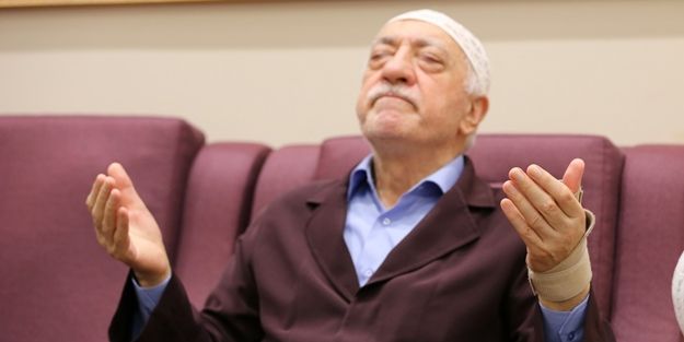 Erdoğan’dan Gülen’e geçmiş olsun telefonu