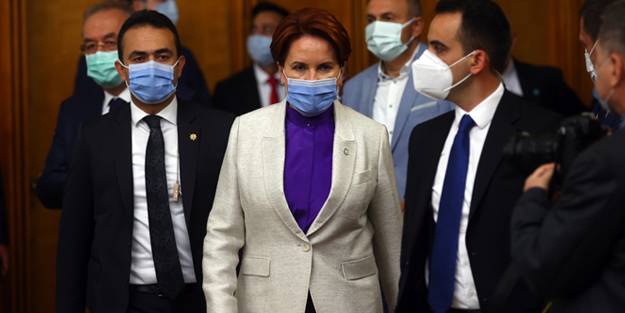 Erdoğan'ı hedef alan Meral Akşener'e tepki: Milletimiz FETÖ'ye güvendiğinizi unutmadı!