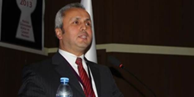 Cumhurbaşkanı Erdoğan'ı tehdit eden profesör tacizden atılmıştı