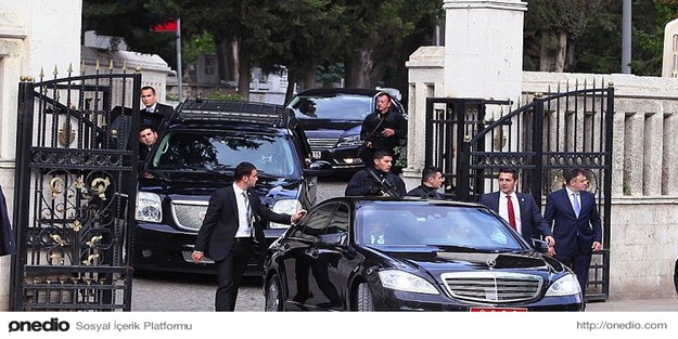 Erdoğan'ın 3 koruması FETÖ soruşturmasından açığa alındı