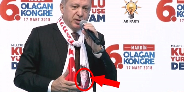 Erdoğan'ın atkısında dikkat çeken detay!