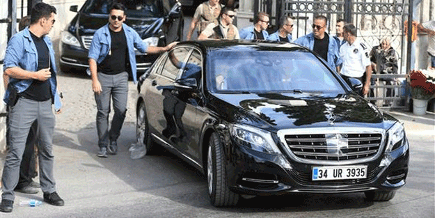 Erdoğan'ın mezarlık ziyaretinde dikkat çeken ayrıntı