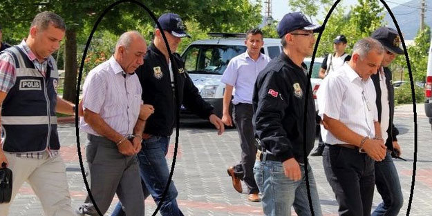 Erdoğan'ın yüzünü karalayıp, üstüne mühür...