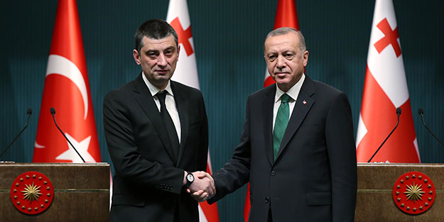 Erdoğan'la Gürcü başbakanın toplantısında 29 Ekim gafı