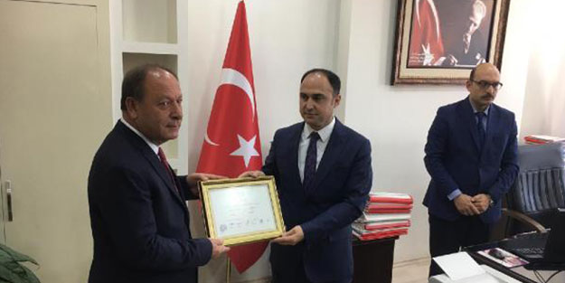 Ereğli'de bağımsız aday Oprukçu, mazbatasını aldı