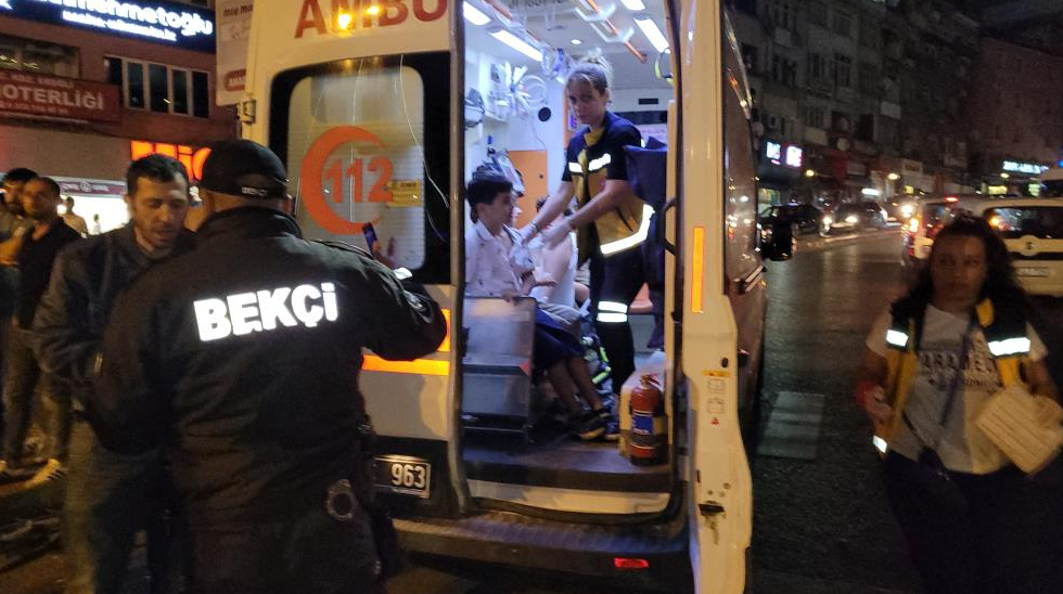 Ereğli’de iki araç çarpıştı 7 kişi yaralandı