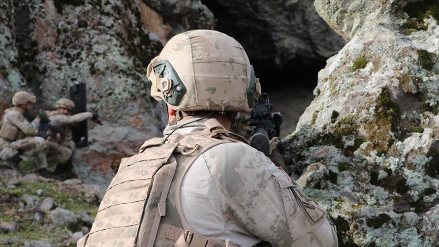 Eren operasyonunda etkisiz hale getirilen PKK'lı teröristin kırmızı bültenle arandığı belirlendi