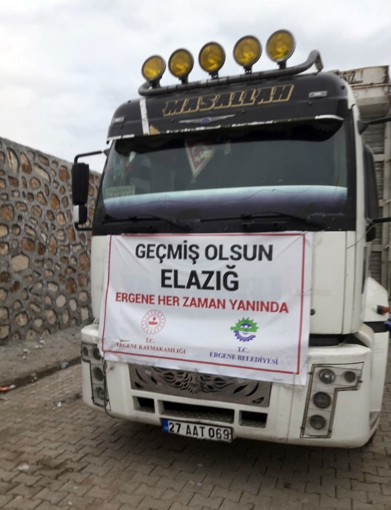 Ergene’de toplanan yardımlar Elazığ’a ulaştı 