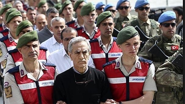 Ergenekon kumpası Akın Öztürkle başladı