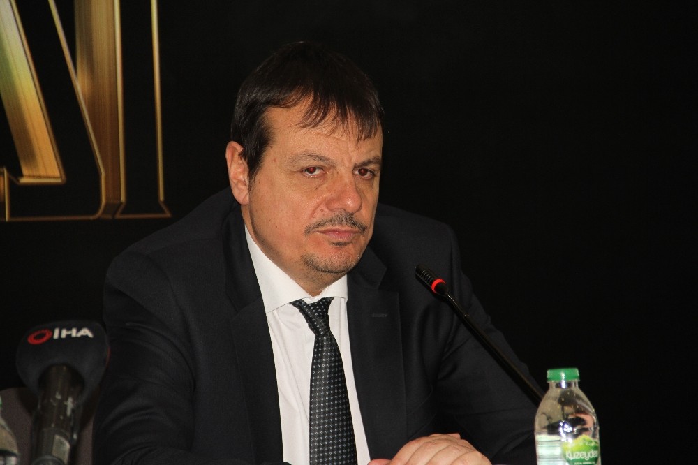 Ergin Ataman: “Türk basketbolunun nasıl bu duruma geldiğinin sorgulanması lazım” 