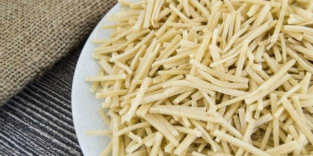 Erişte tarifi, nasıl yapılır? Tereyağlı erişte tarifi