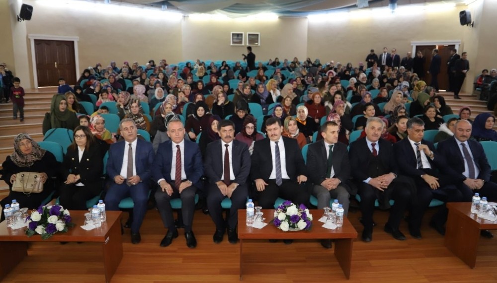 ERMEK ‘ten mezun olan 486 kursiyere sertifikaları verildi 