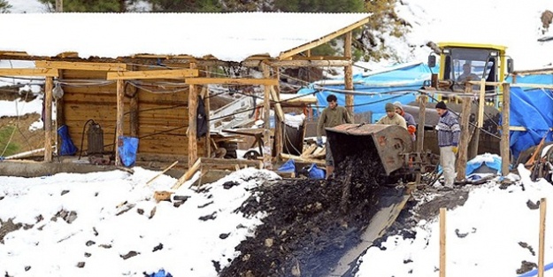 Ermenek'te kar kalınlığı 25 santimetre