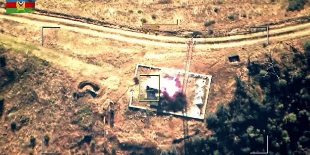 Ermeni ayrılıkçılar 6 zırhlı ve 800'den fazla hafif silahı teslim etti