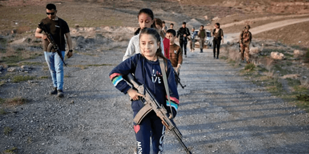 Ermeni çocukları militan yetiştiriliyor