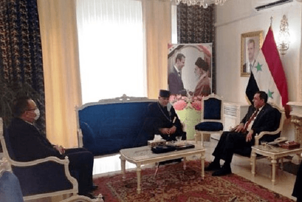 Ermenilerden katil Esed'e güzelleme