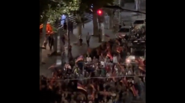 Ermenilerden Rusya'ya çağrı: Kurtar bizi