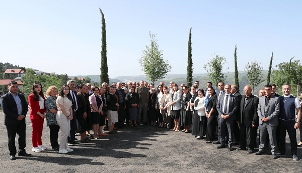 Ermenistan işgalinden kurtarılan Laçın'a Azerbaycanlıların dönüşleri başladı