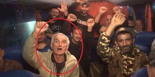 Amcalar dişleri evde unutmuş!