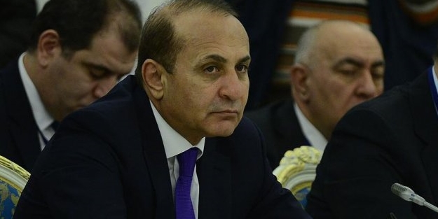 Ermenistan'da Başbakan istifa etti!