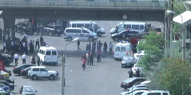Ermenistan'da karakola saldırı