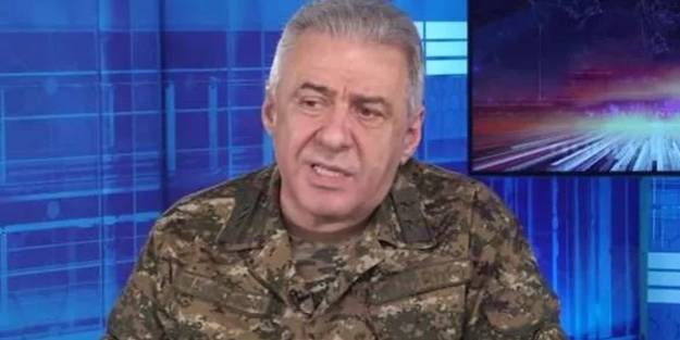 Ermenistan'da şok istifa!