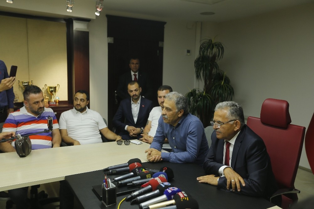 Erol Bedir yeniden aday olduğunu açıkladı 