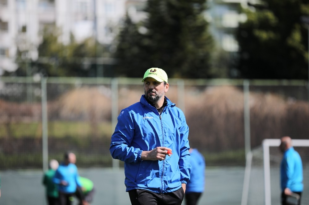Erol Bulut’tan Fenerbahçe açıklaması! 
