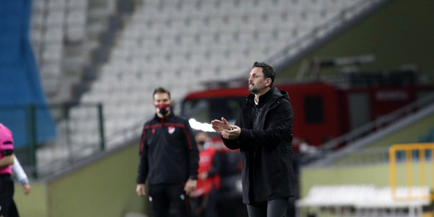 Erol Bulut'tan ilginç çıkış: Futbolcularımı rahat bırakın