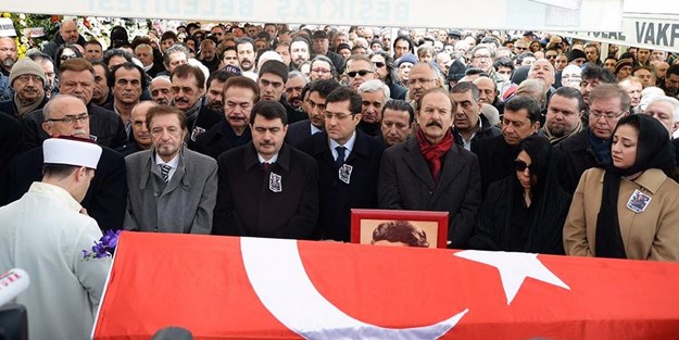 Erol Büyükburç'un cenazesinde 'helal etmiyoruz' gerginliği