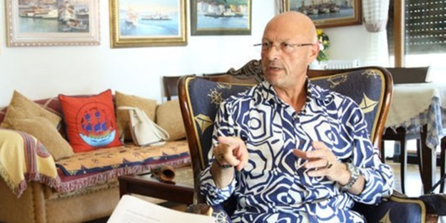 Erol Mütercimler yine palavra sıktı! Hem Sezer’i savundu, hem de Ecevitçi solculara yarandı