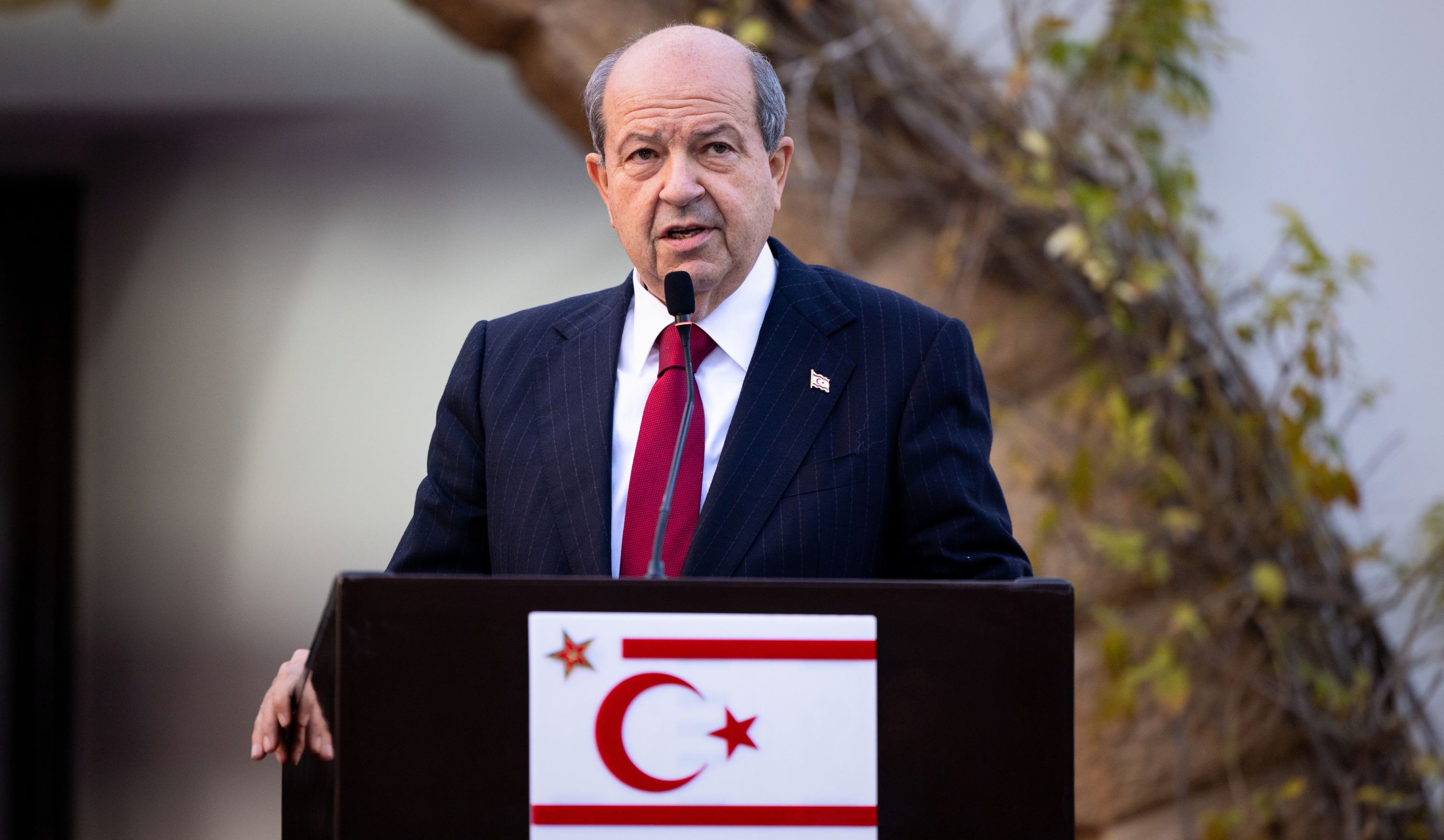 Ersin Tatar’dan Türkiye düşmanlarına tokat gibi sözler: KKTC’deki huzurun mimarı Türk ordusudur!