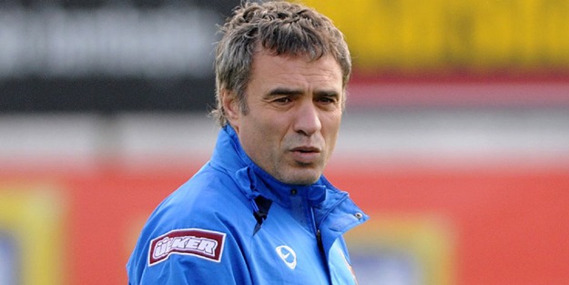 Ersun Yanal imzaya kaldı