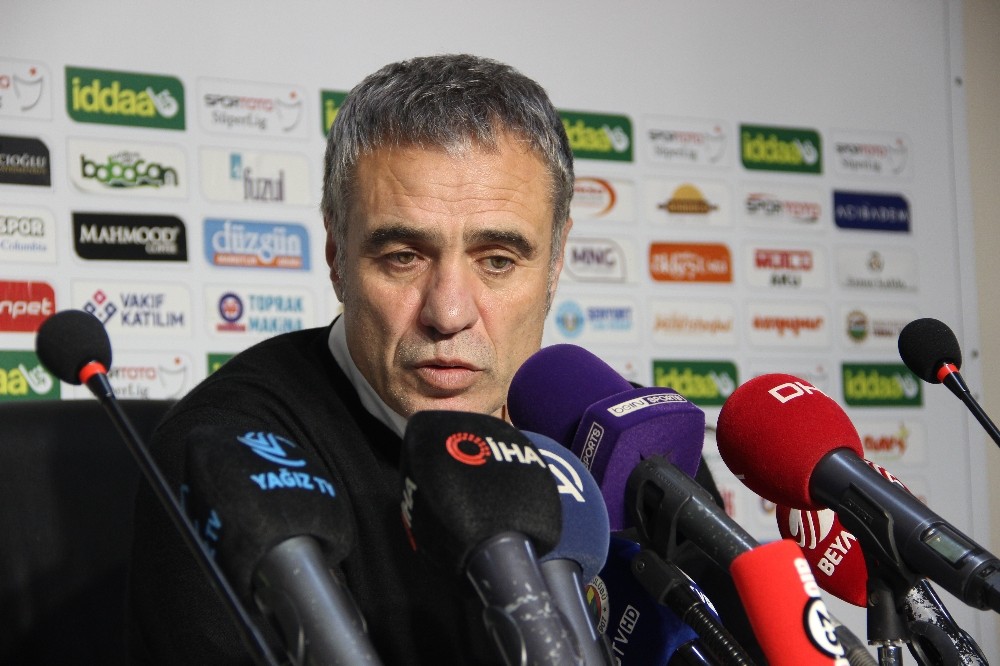 Ersun Yanal: “Yarınlarda güçlü bir Fenerbahçe var” 