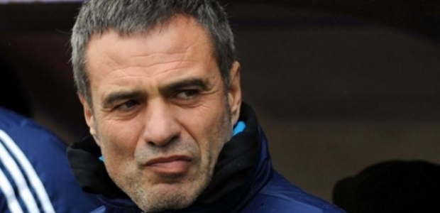 Ersun Yanal yeşil sahalara dönüyor!