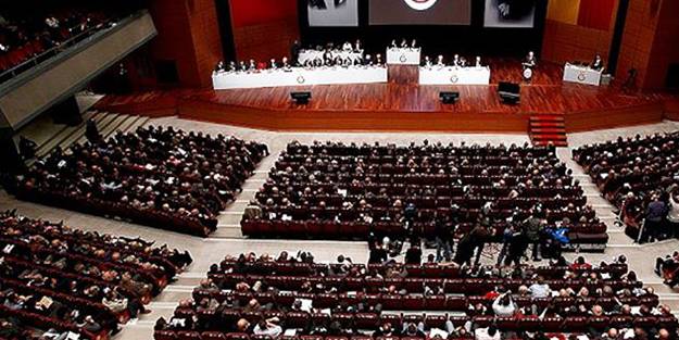 Ertelenen genel kurul yarın!