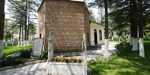 Ertuğrul Gazi'nin kabriyle ilgili çarpıcı iddia