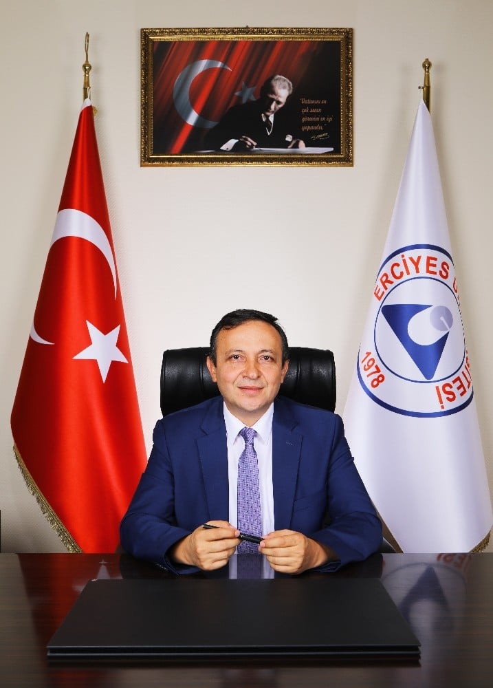 ERÜ Rektörü Çalış’ın 30 Ağustos Zafer Bayramı Mesajı 