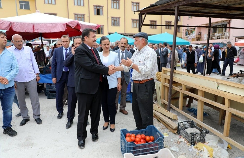 Erzincan Valisi Ali Arslantaş, Refahiye ilçesinde incelemelerde bulundu 