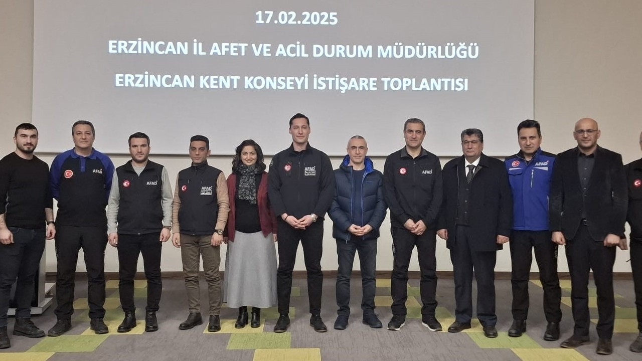 Erzincan’da AFAD ve Kent Konseyi toplantısında acil durum hazırlıkları görüşüldü