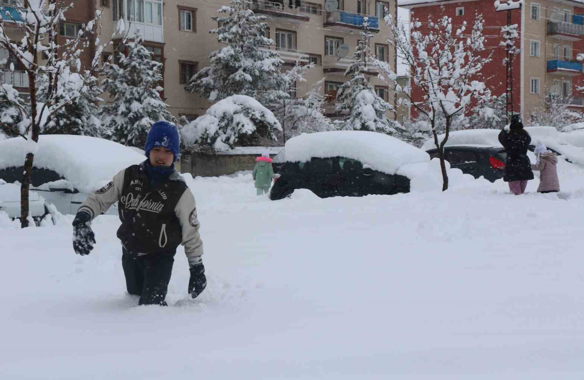 Erzincan’da da okullar 1 gün tatil