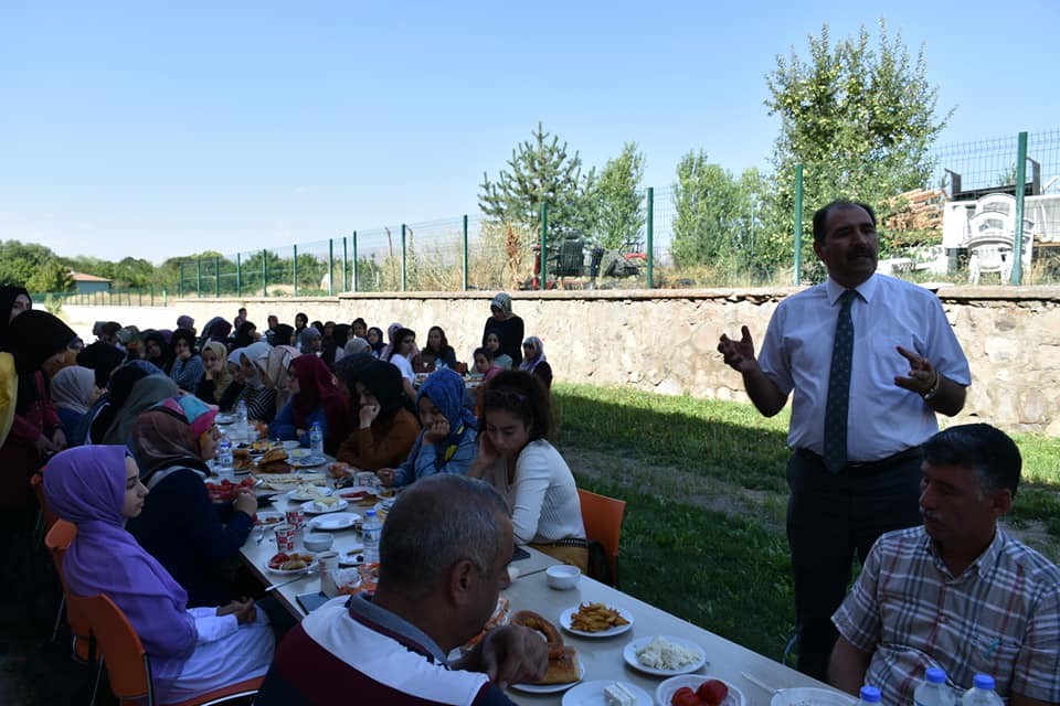 Erzincan’da destekleme ve yetiştirme kursları devam ediyor 