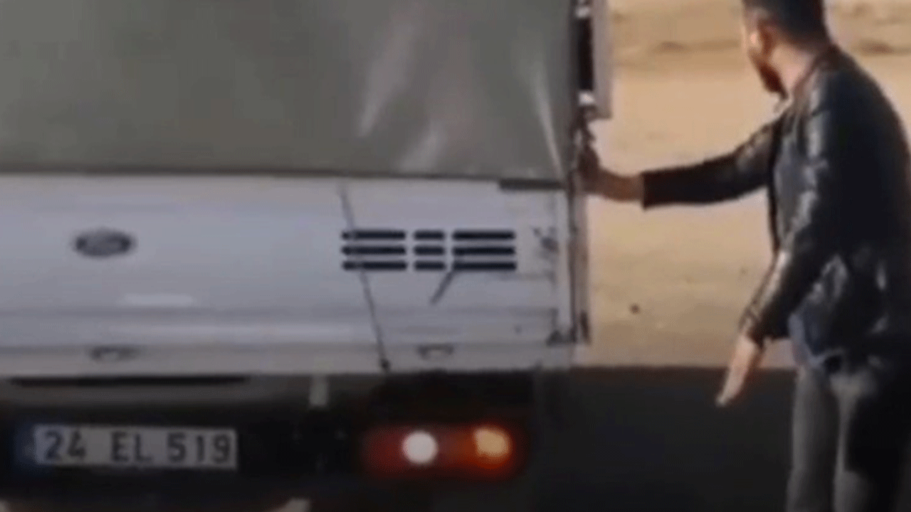 Erzincan'da gülümseten anlar: Ehliyet sınavında duba bulamayınca bakın ne yaptılar!