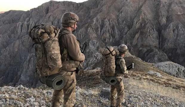 Erzincan’da Kıran-4 operasyonunda 11 sığınak imha edildi