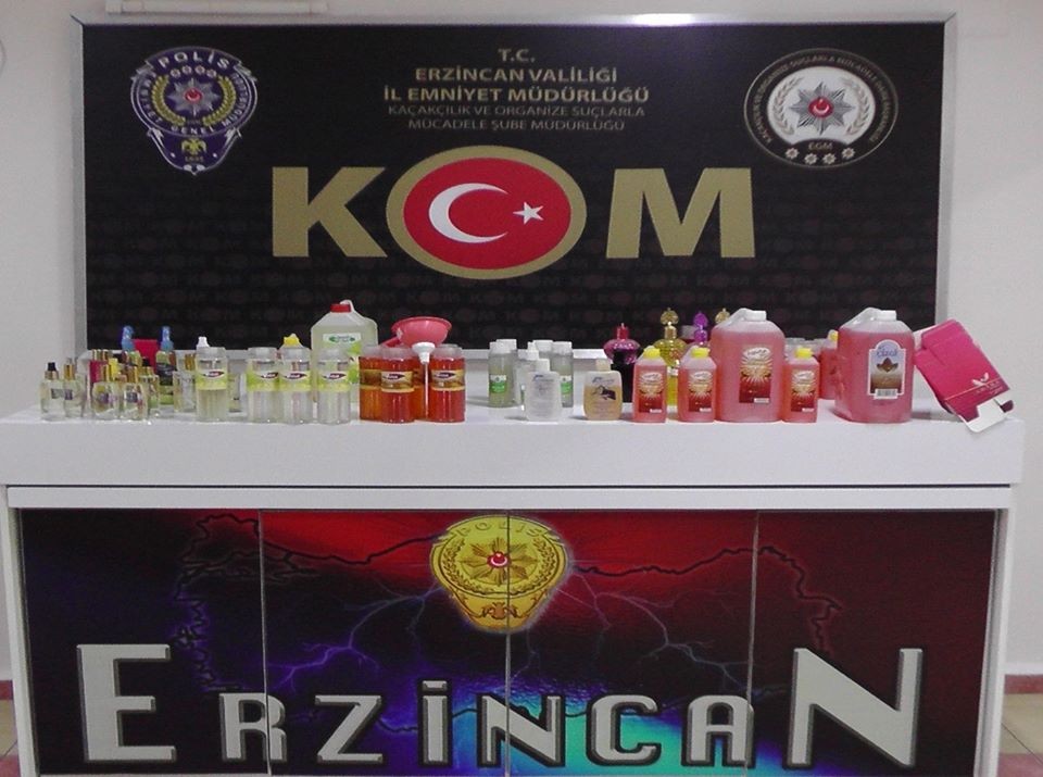 Erzincan’da sahte kolonya üreten depoya baskın 