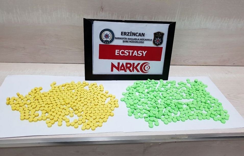 Erzincan’da yılbaşı öncesi zehir tacirlerine darbe 