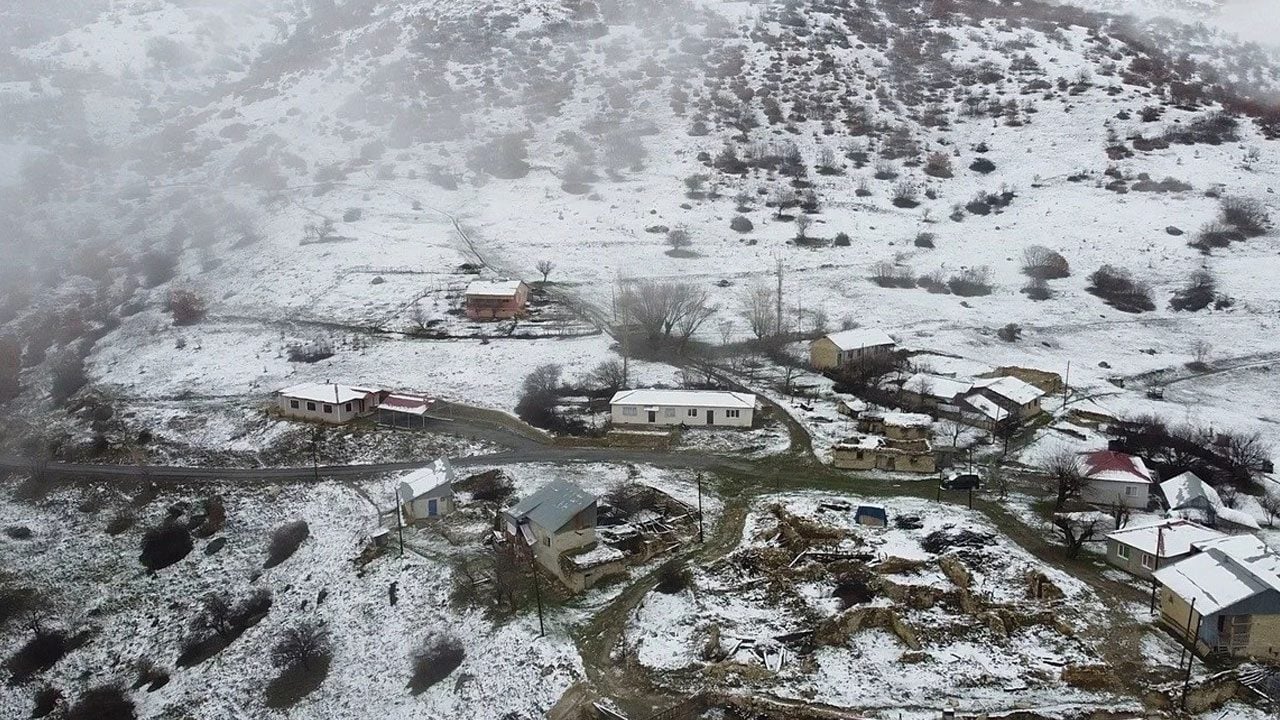 Erzincan’da yüksek kesimler beyaza büründü